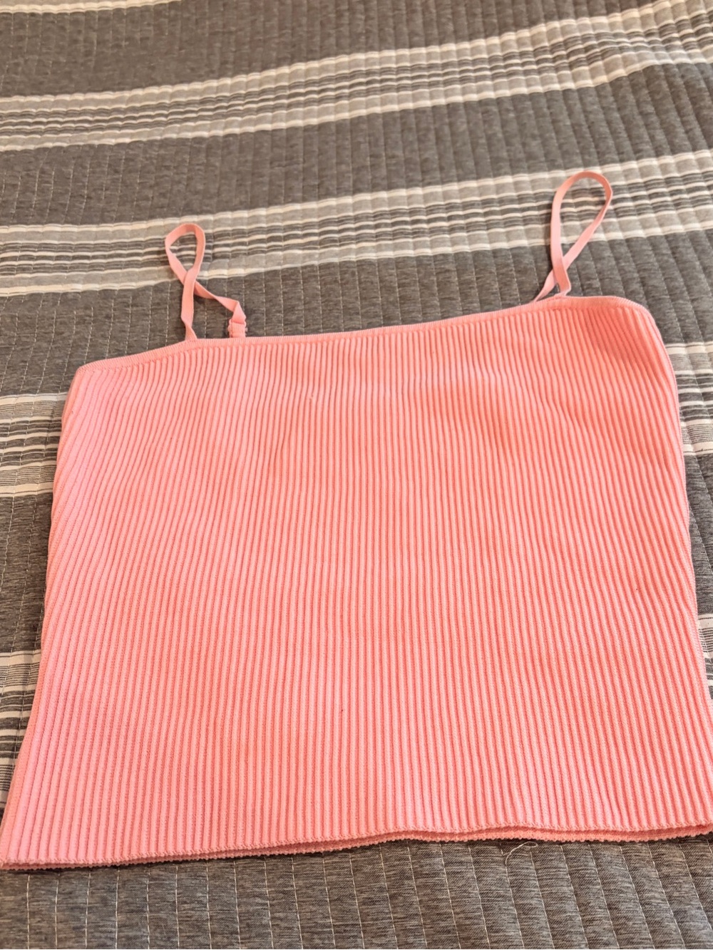 NWOT Aritzia Babaton Women’s Large Pink Ribbed Spaghetti Strap Top
